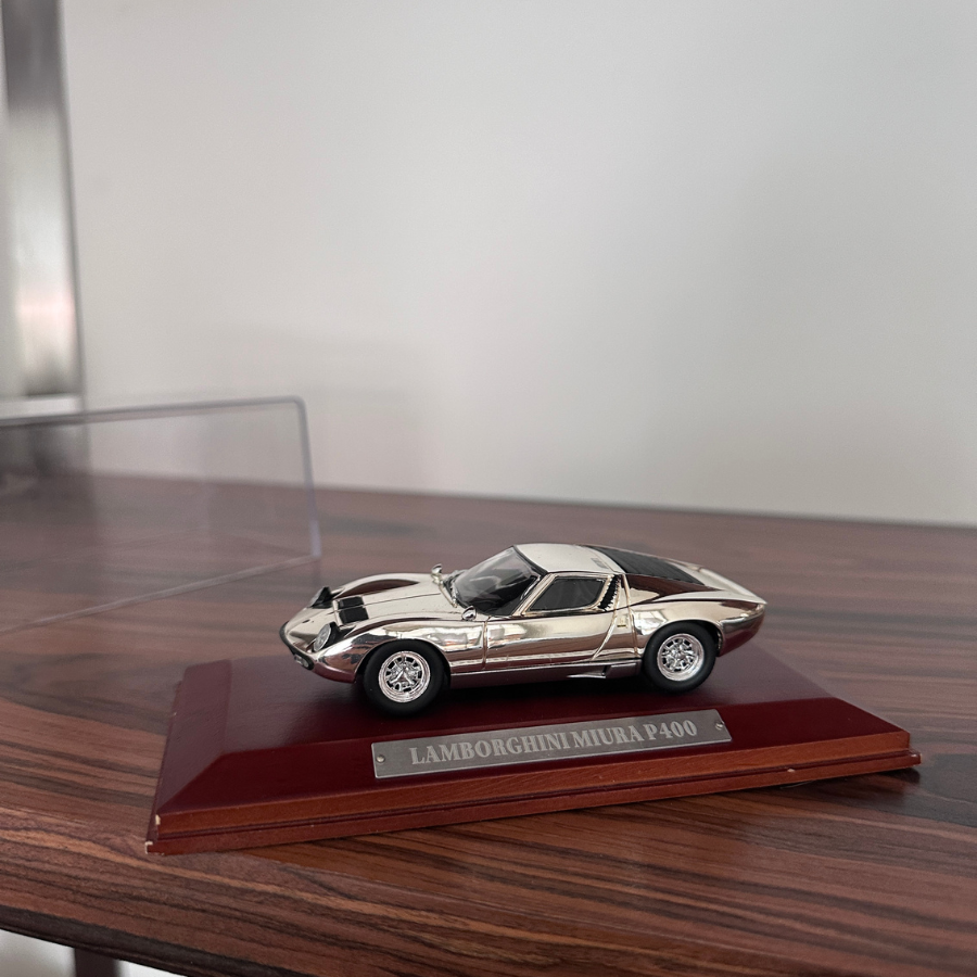 Lamborghini Miura P400 kolekcinis modelis
