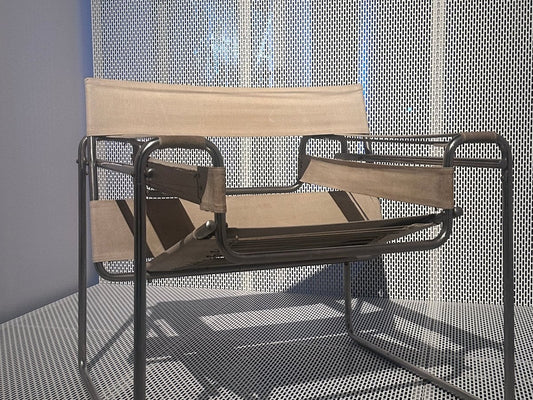 Wassily fotelis, Marcel Breuer – pavadintas Vasilijaus Kandinskio, Švipo mokytojo, vardu