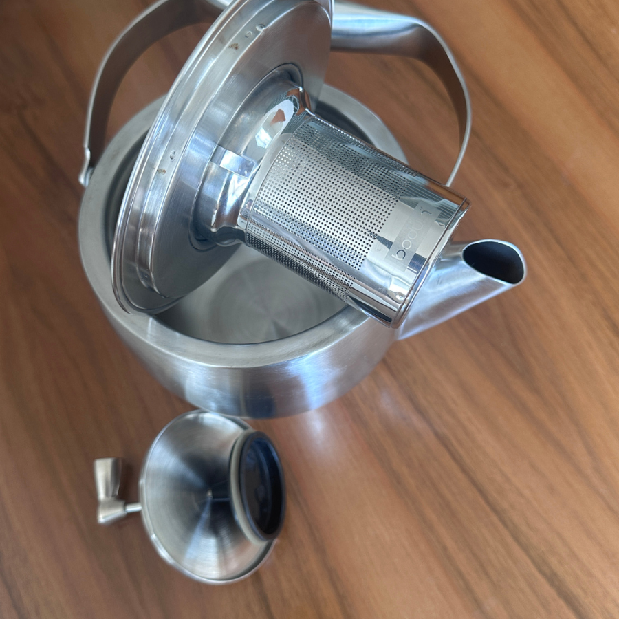 Bodum  arbatinukas su tea press mechanizmu