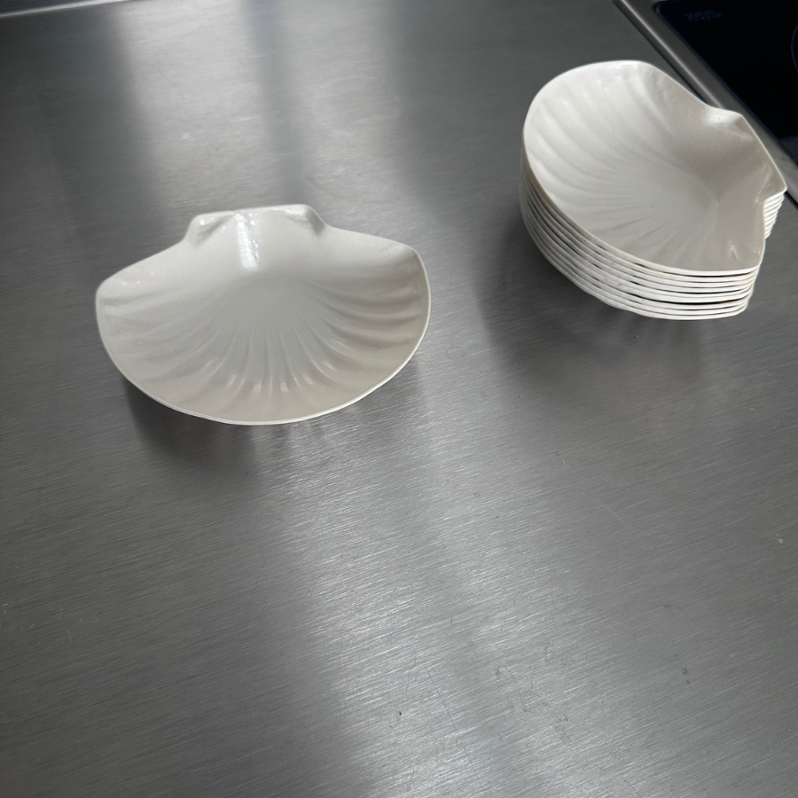 Anchor Hocking Hi-Heat Plastics kriauklės formos lėkštutės