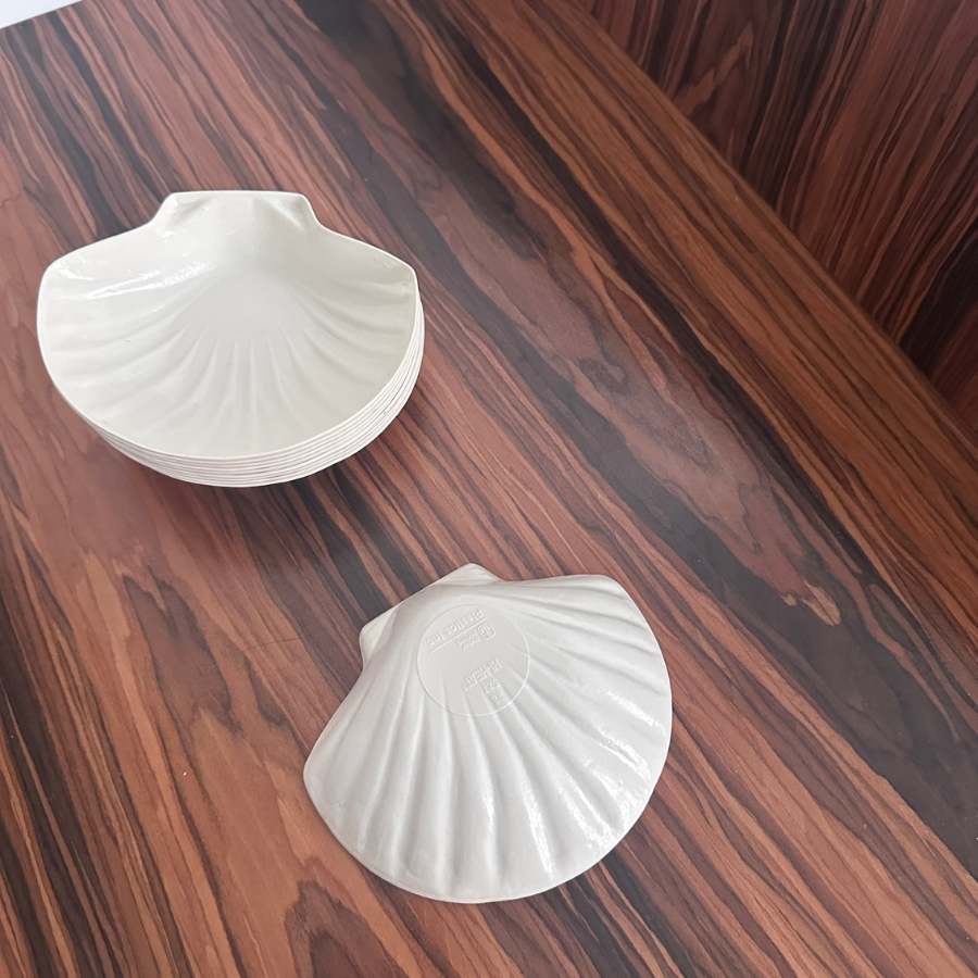 Anchor Hocking Hi-Heat Plastics kriauklės formos lėkštutės