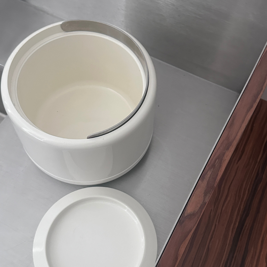 Eriko Magnusseno ledo kibirėlis, Stelton