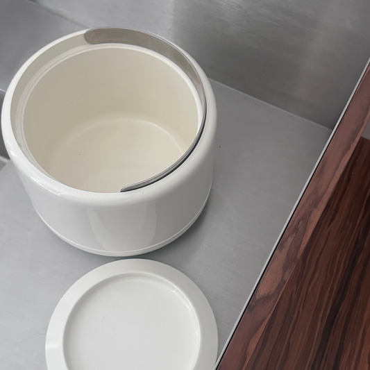 Eriko Magnusseno ledo kibirėlis, Stelton