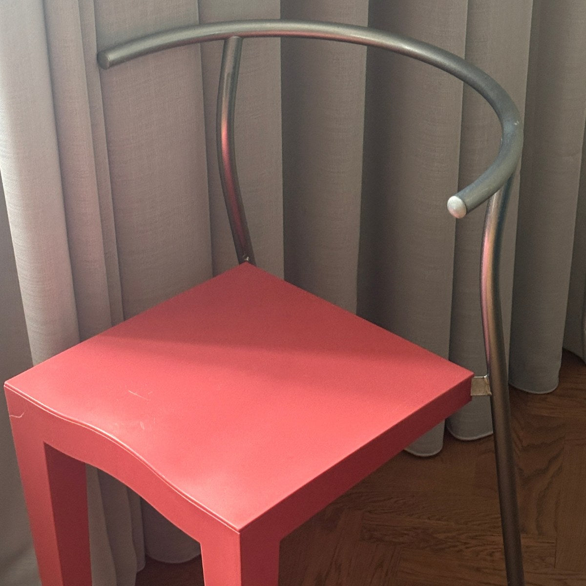 Philippe Starck kėdė „Dr. Glob“, Kartell